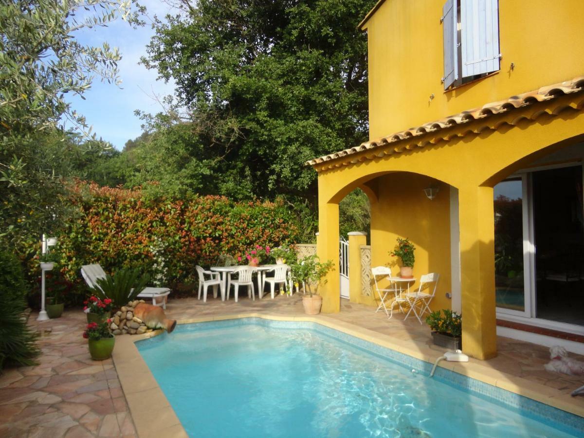 Deux Chambres Chez L'Habitant Dans Villa De Charme Avec Piscine Et Proche Mer 쿠어스 외부 사진